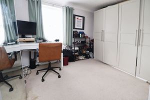 SYDNEY STREET- click for photo gallery